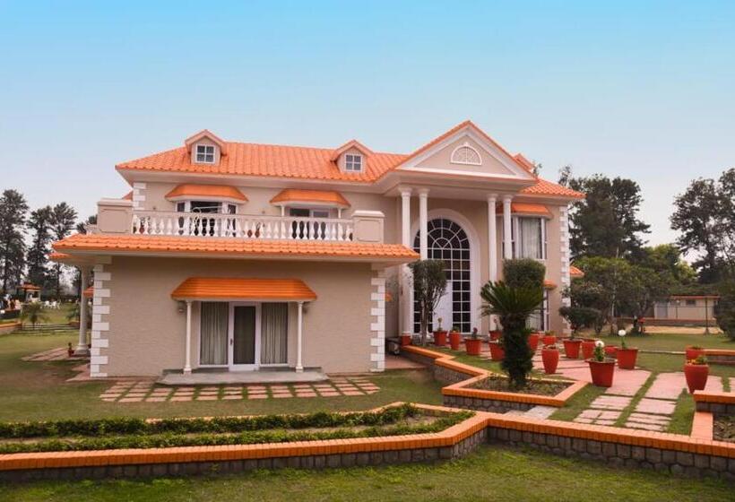 호텔 Green Orchid Farms I Swimming Pool I Wedding I Party I 87oo2o5865