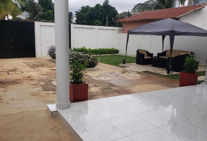 پانسیون Maison Houefa Service Immobilier