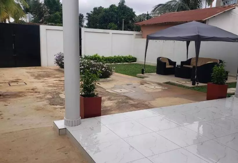 پانسیون Maison Houefa Service Immobilier