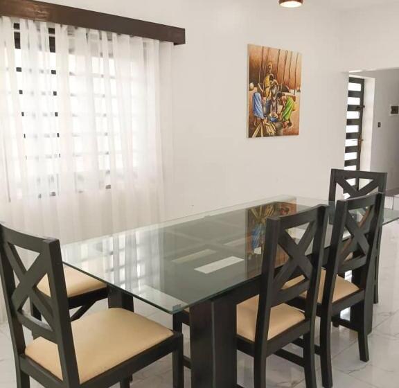 پانسیون Maison Houefa Service Immobilier