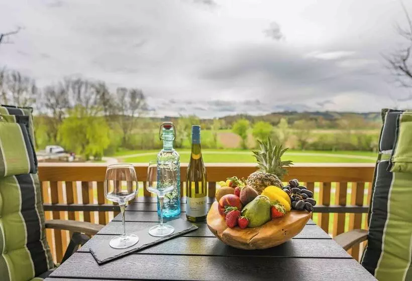 ホテル Chalet An Der Brunnader Ihr Perfekter Rückzugsort In Der Bayerischen Toskana