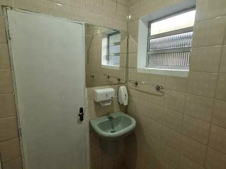 هتل Villa Fátima Hostel Gru