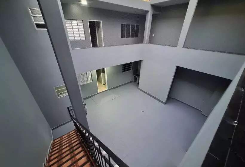 هتل Villa Fátima Hostel Gru