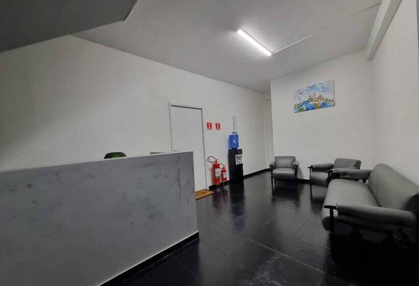 هتل Villa Fátima Hostel Gru