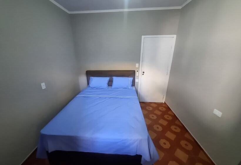 هتل Villa Fátima Hostel Gru