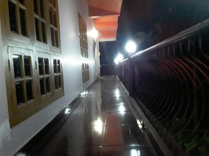 بنسيون Cardamom Rock Inn Holidays