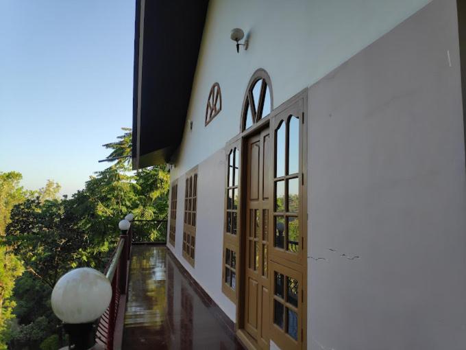 بنسيون Cardamom Rock Inn Holidays