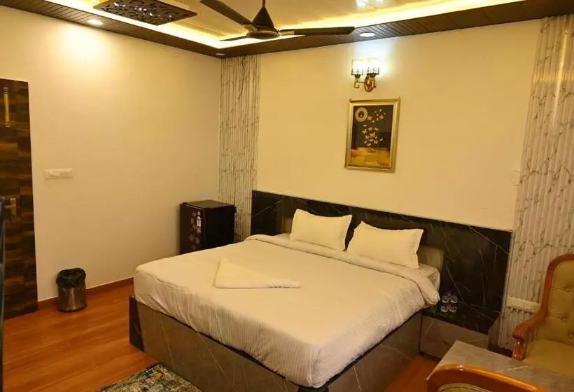 Raj Vilas Hotel & Resort