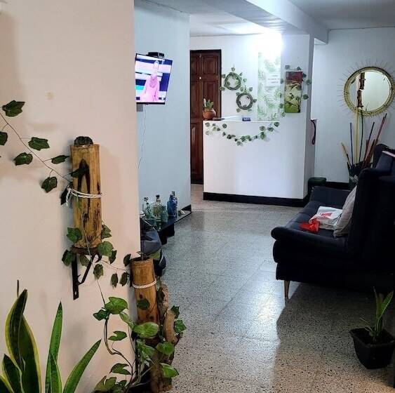 בית מלון כפרי La Avenida