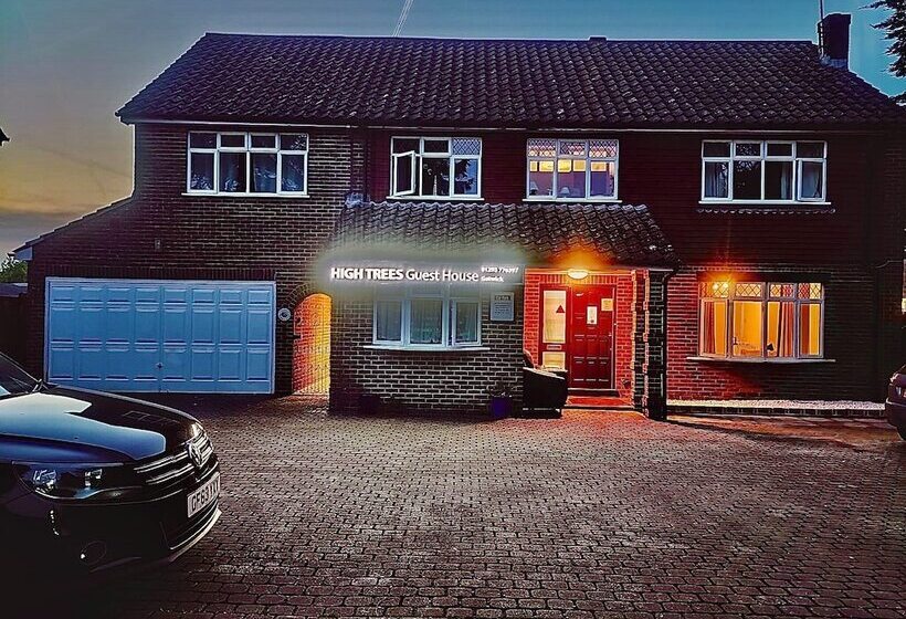 Pensione High Trees Guest House Gatwick