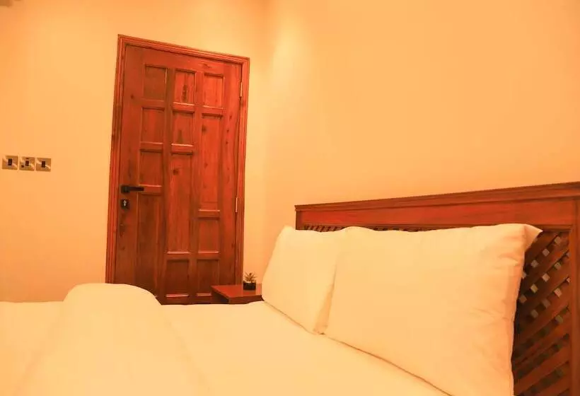 Aamiaismajoitus (B&B) River House Lodge