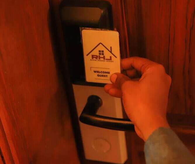 ベッドアンドブレックファースト River House Lodge