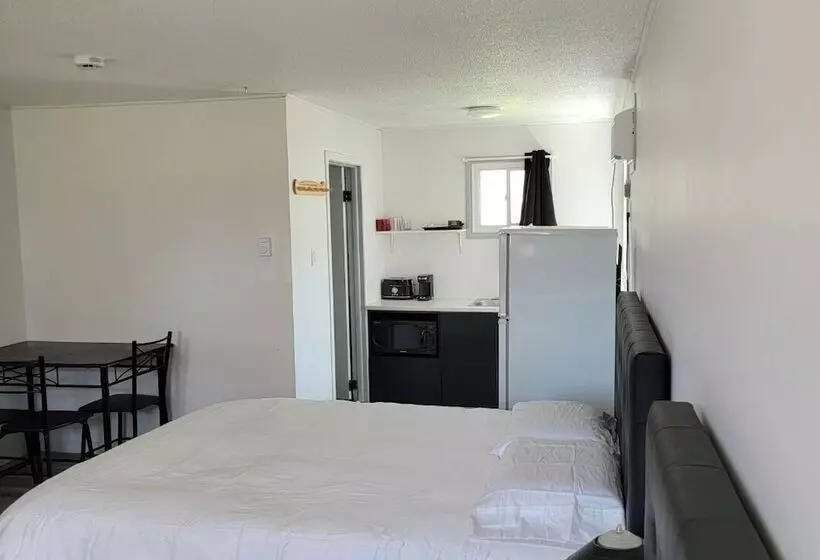 Hotelli Shore Vista Lodge