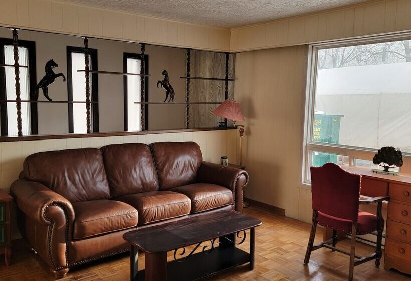 ホテル Shore Vista Lodge