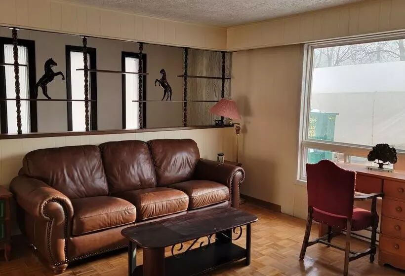 Hotelli Shore Vista Lodge