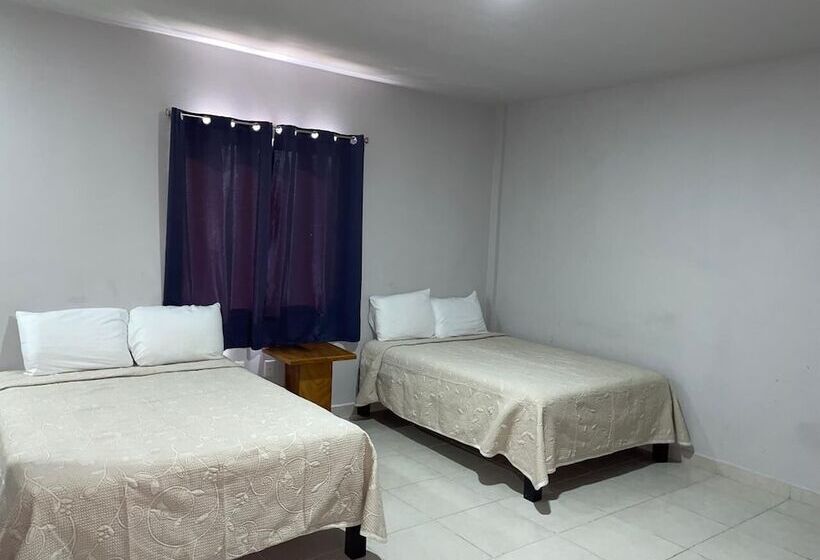 Szálloda Tampico Express Moralillo