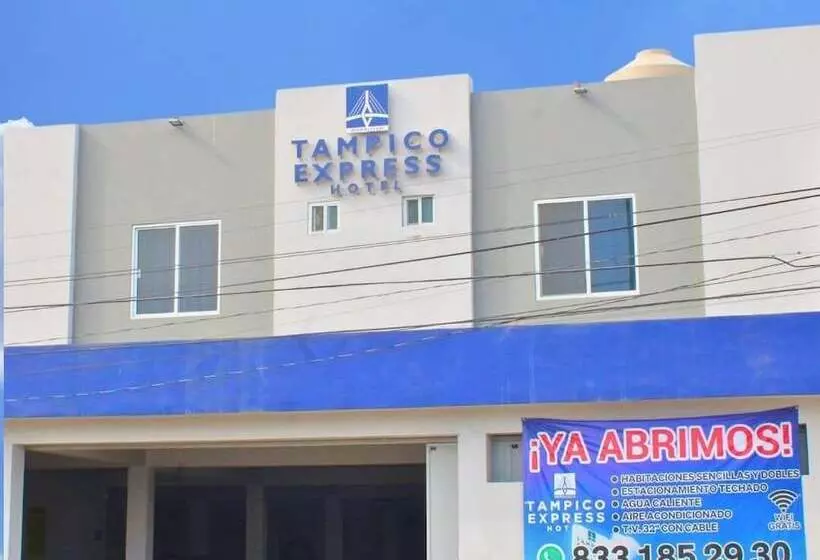 ホテル Tampico Express Moralillo