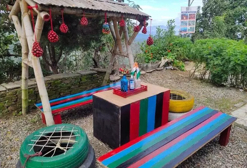 ペンション Himadrii Paradise Home Stay