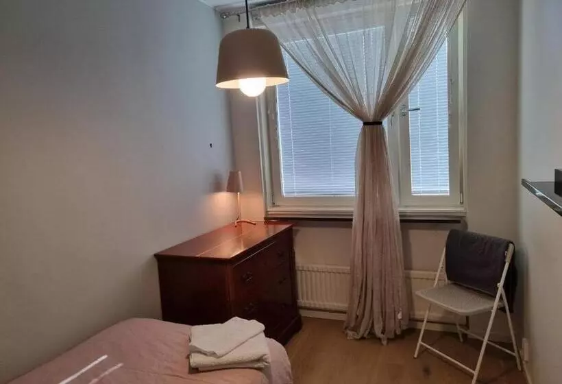 تختخواب و صبحانه Doktor Forselius Gata 16, The Pink Room