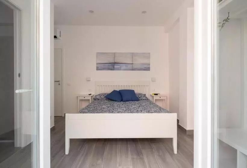 پانسیون Annita S Rooms