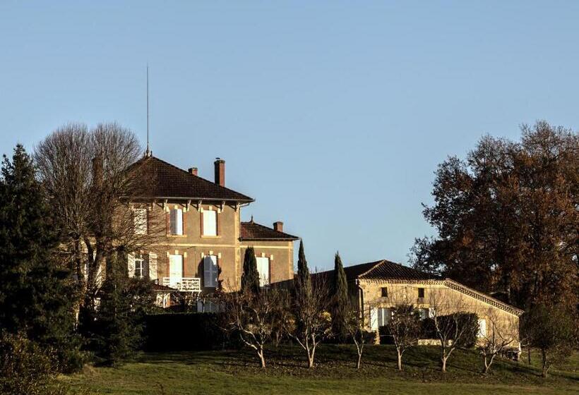 민박 Château De Lahitte
