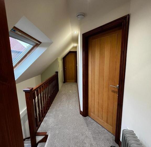 민박 Tewit Castle Adventures