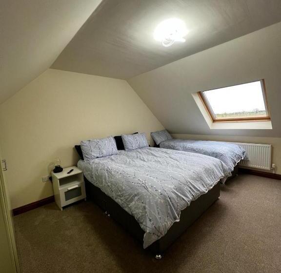 민박 Tewit Castle Adventures