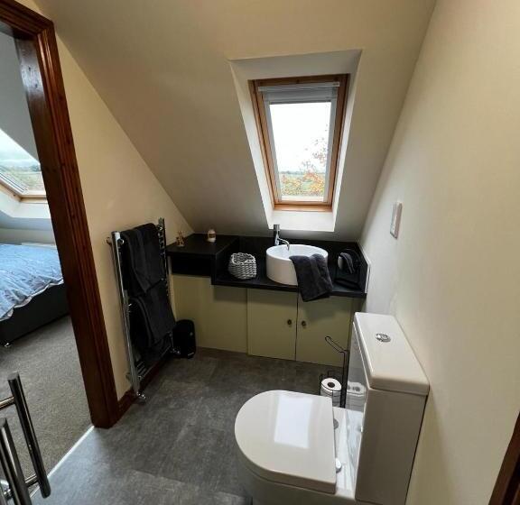 민박 Tewit Castle Adventures