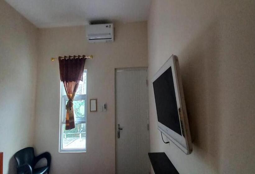 Otel Oyo 93767 45 Guest House