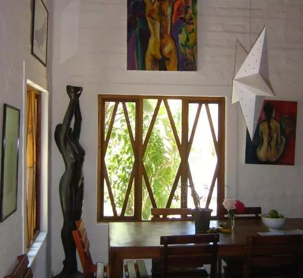 Alternative Space B & B