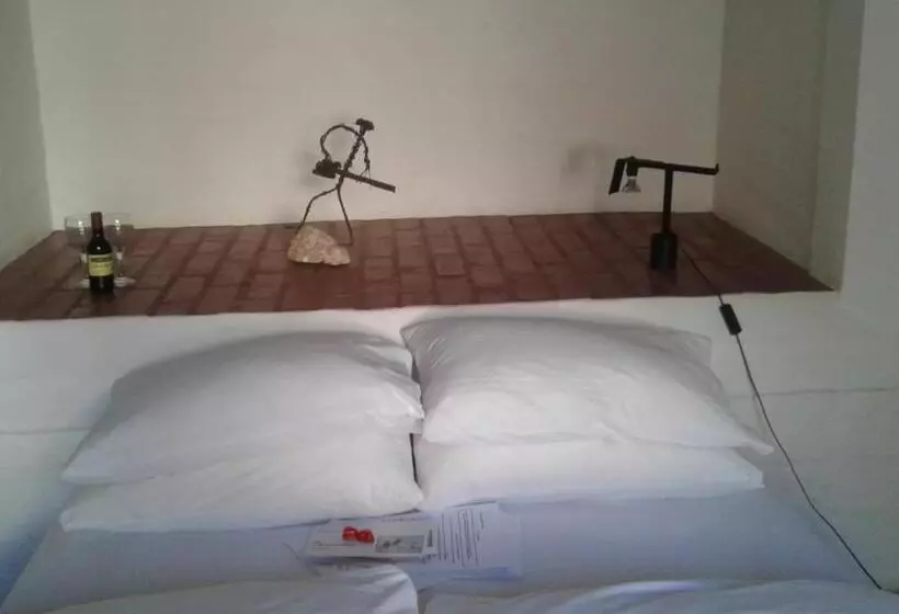 Alternative Space B & B
