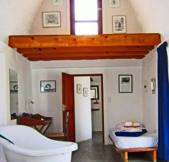 Alternative Space B & B