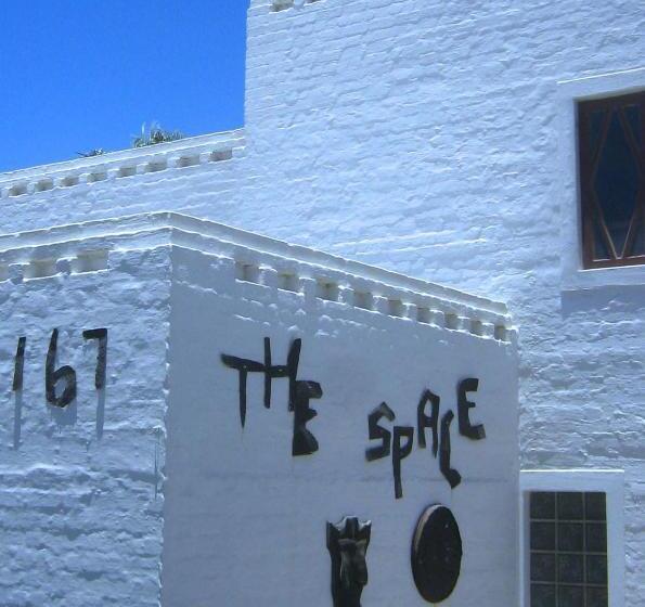 Alternative Space B & B