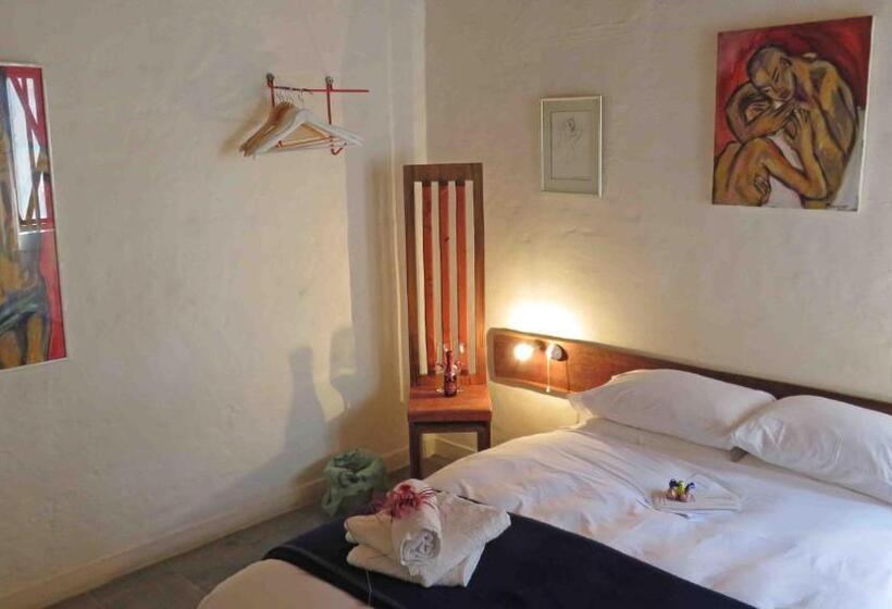 Alternative Space B & B