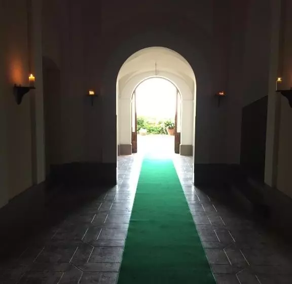 B&b Lauretum