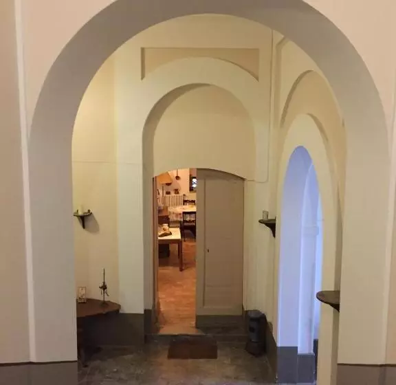 B&b Lauretum