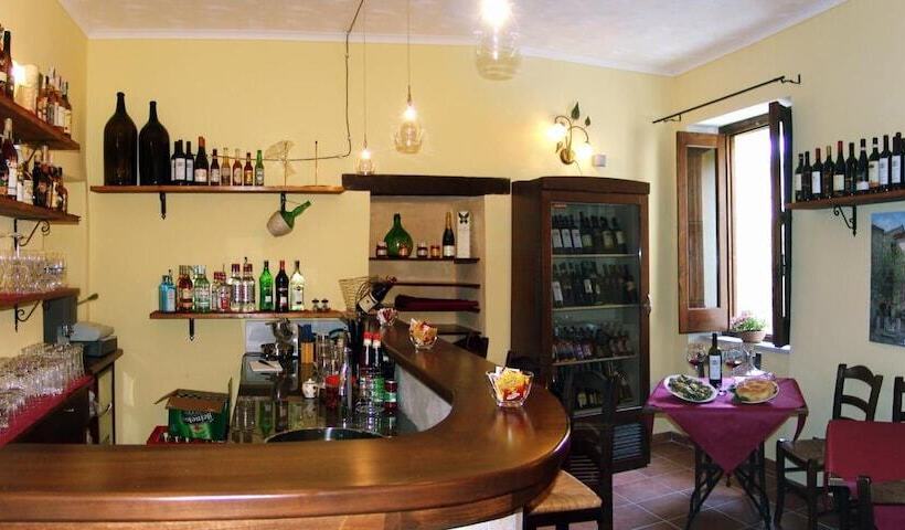 צימר A Taverna Intru U Vicu