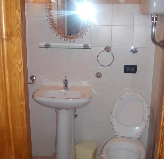 צימר A Taverna Intru U Vicu