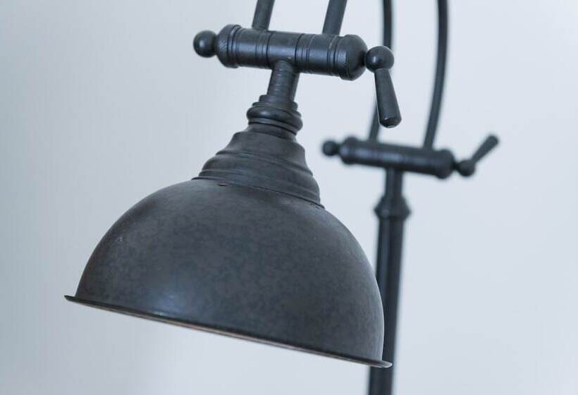 تختخواب و صبحانه La Civetta