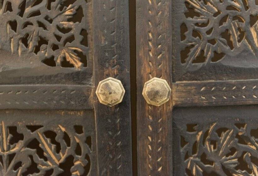 تختخواب و صبحانه La Civetta