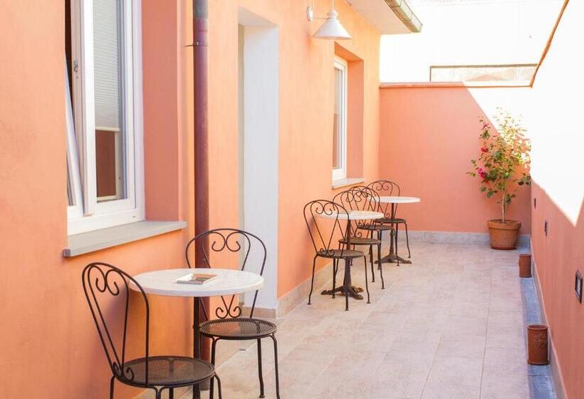 Bed and Breakfast La Papaya