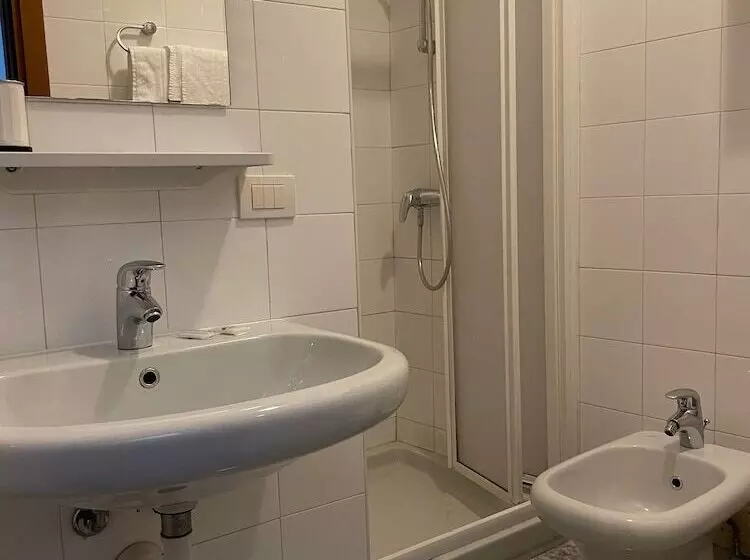 Hotel Albergo Della Torre
