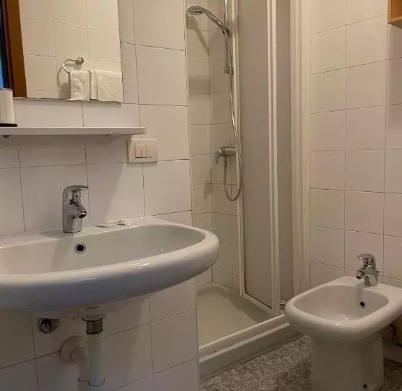 Hotel Albergo Della Torre