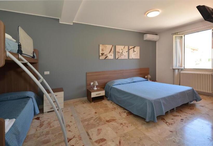 בית מלון כפרי Albergo Della Torre