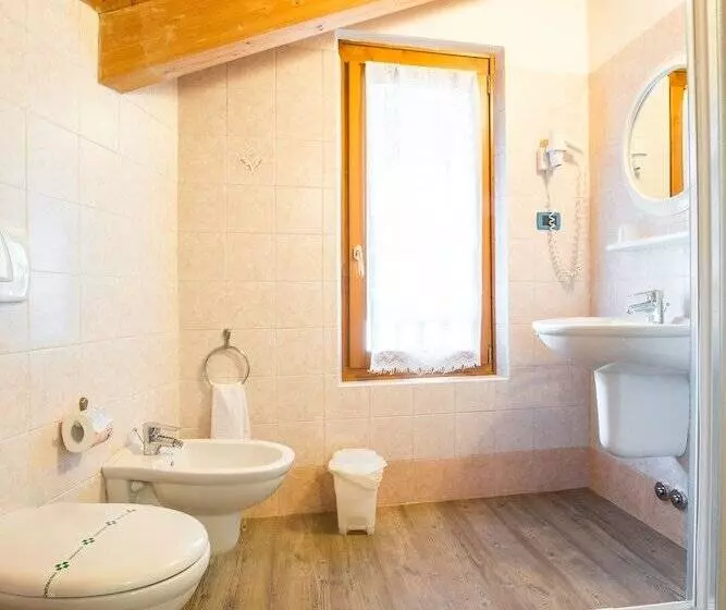 Hotelli Albergo Maggiorina