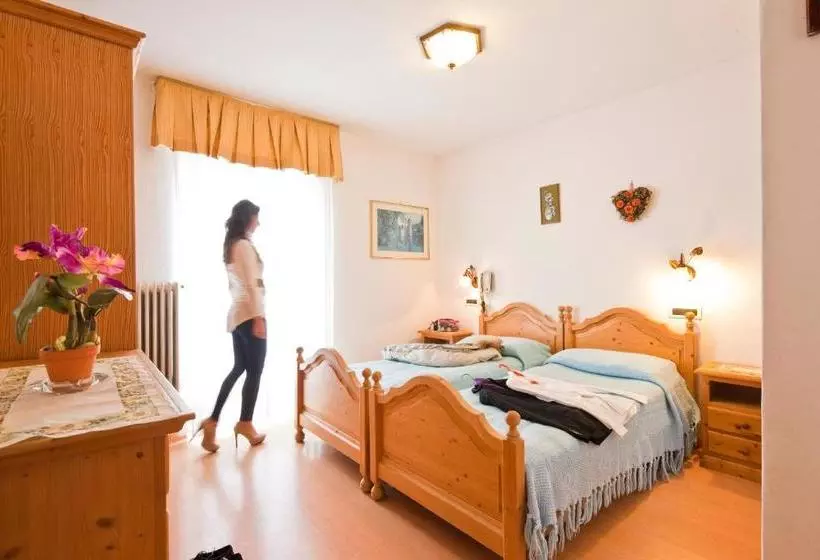 ホテル Albergo San Rocco