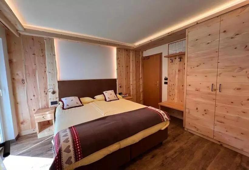 Hotelli Aurora