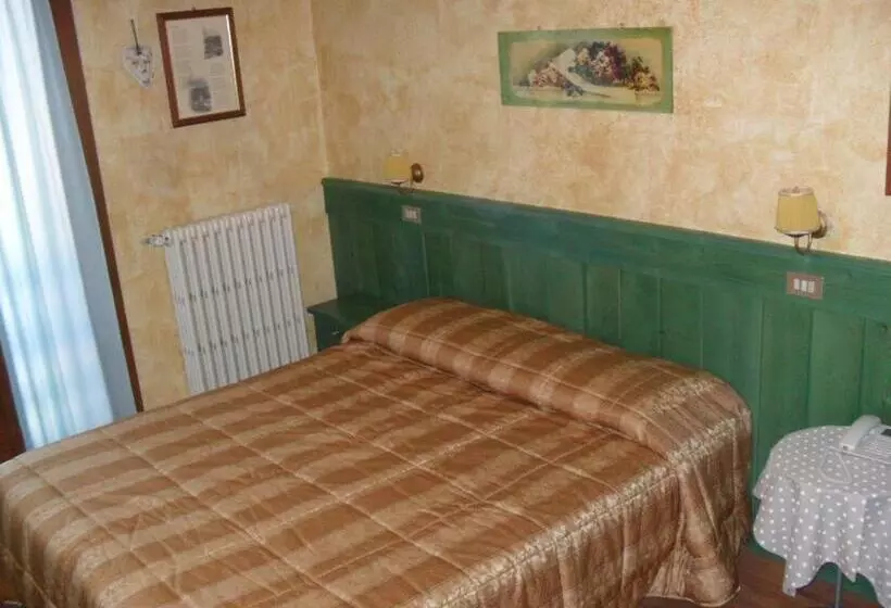 Hotel Bristol