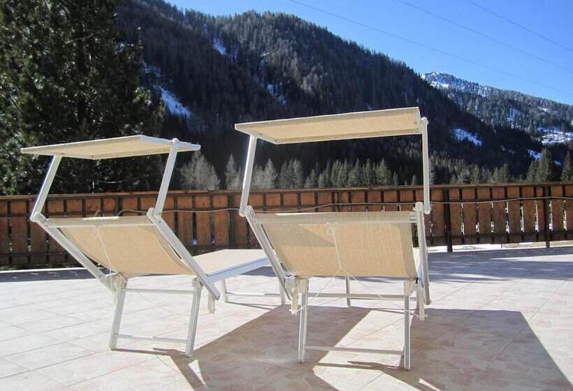 בית מלון כפרי Bucaneve