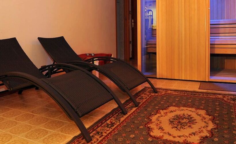 בית מלון כפרי Bucaneve